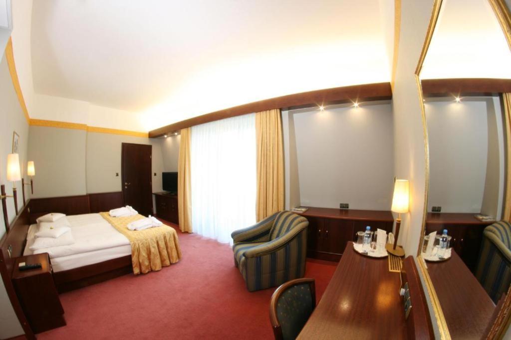 Parkhotel Vienna Bielsko-Biała Exterior foto